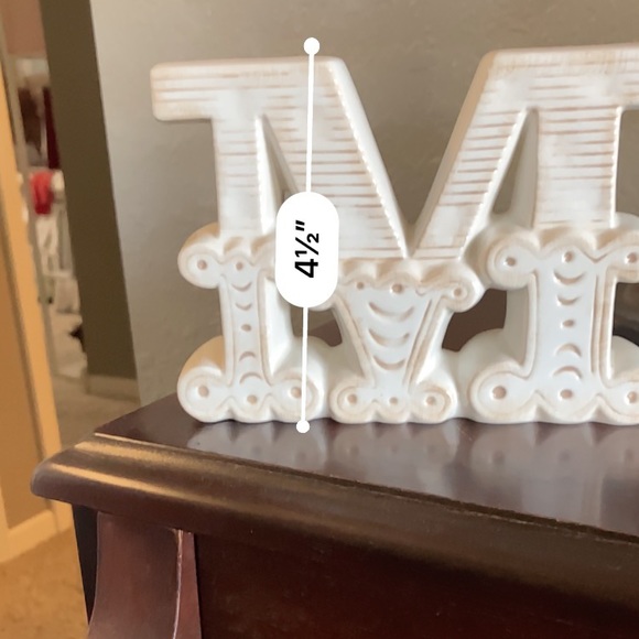 Excellent condition! Hallmark letter ‘M’ decor - Picture 8 of 8